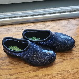 Navy Bandana Print Slip-On Rain Or Garden Shoes Size 6